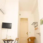 Casa Jolanda Nocleg ze śniadaniem *